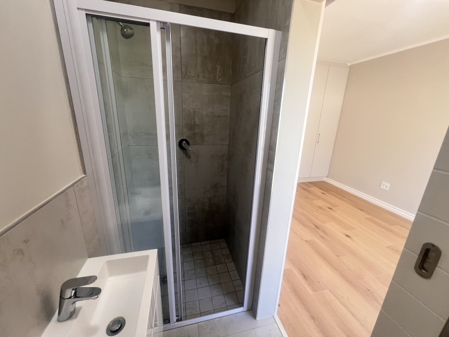 To Let 2 Bedroom Property for Rent in Cape Farms Western Cape